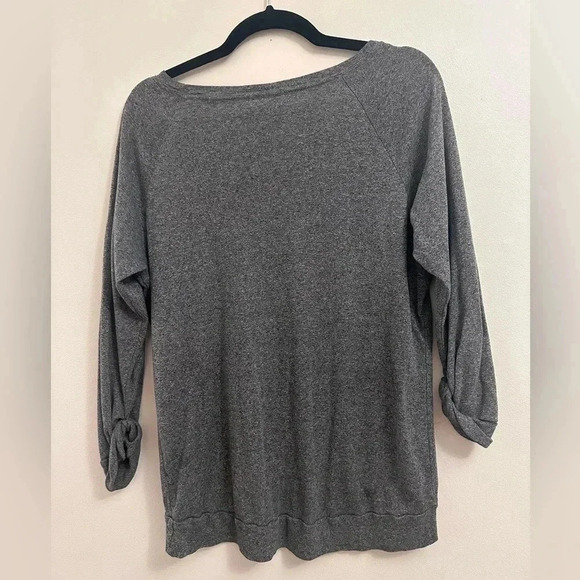 2 for 20  ARITZIA TNA 3/4 Sleeve top - Picture 4 of 5